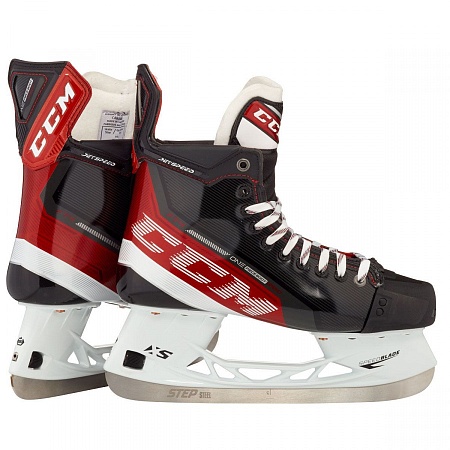 КОНЬКИ ХОККЕЙНЫЕ CCM JETSPEED FT4 SR