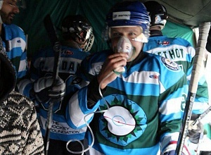 Хоккей на Гималаях.